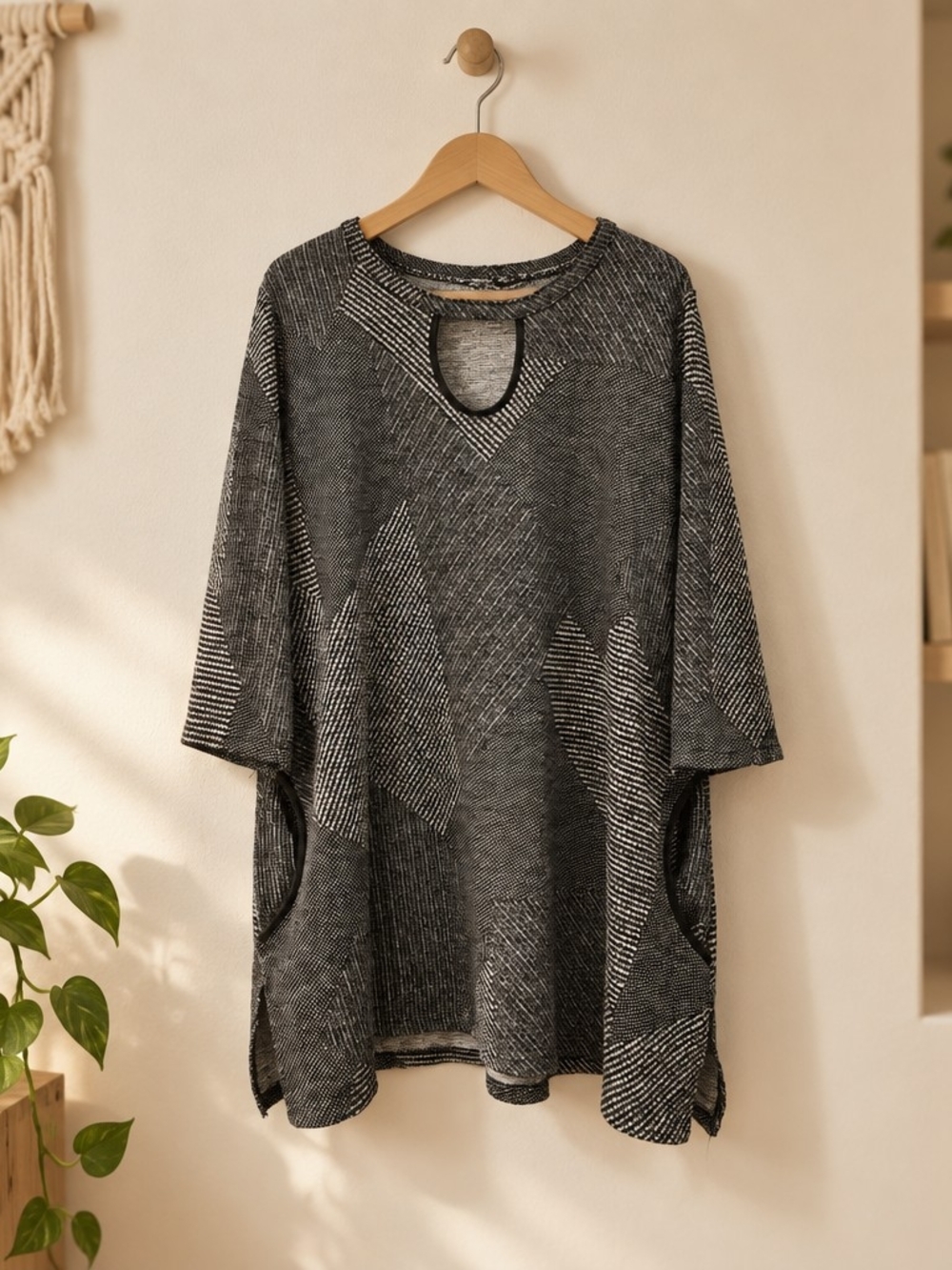 Womens Black & White Keyhole Tunic Top With Leather Details